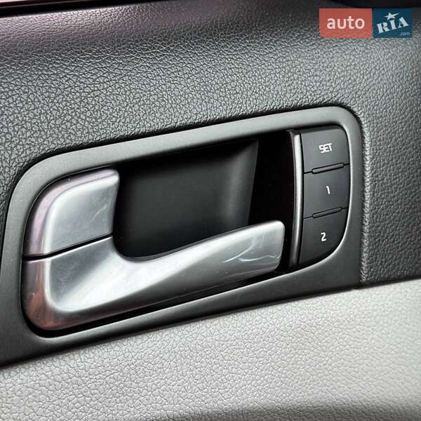 Седан Kia Optima 2015 в Дніпрі