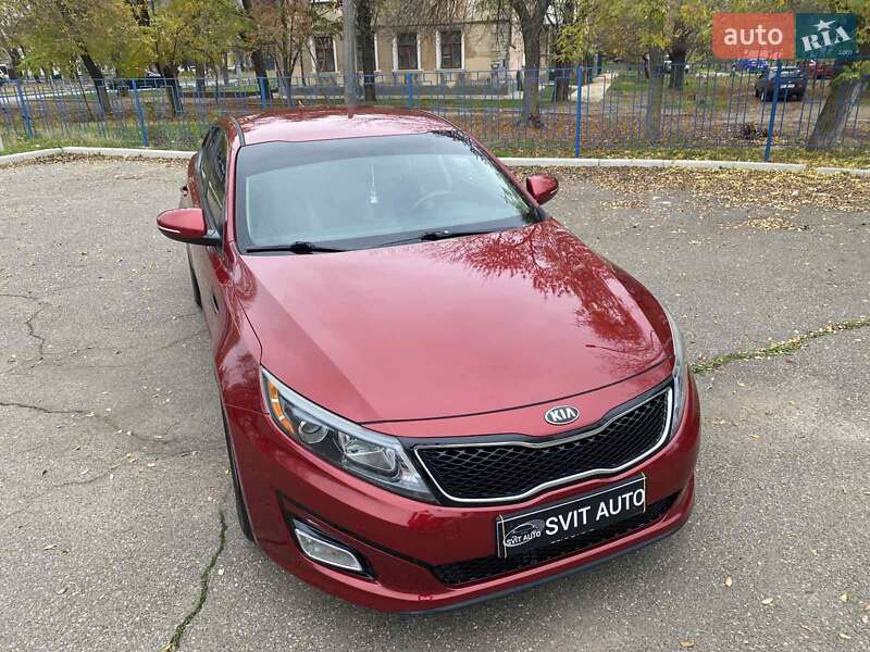 Седан Kia Optima 2015 в Николаеве