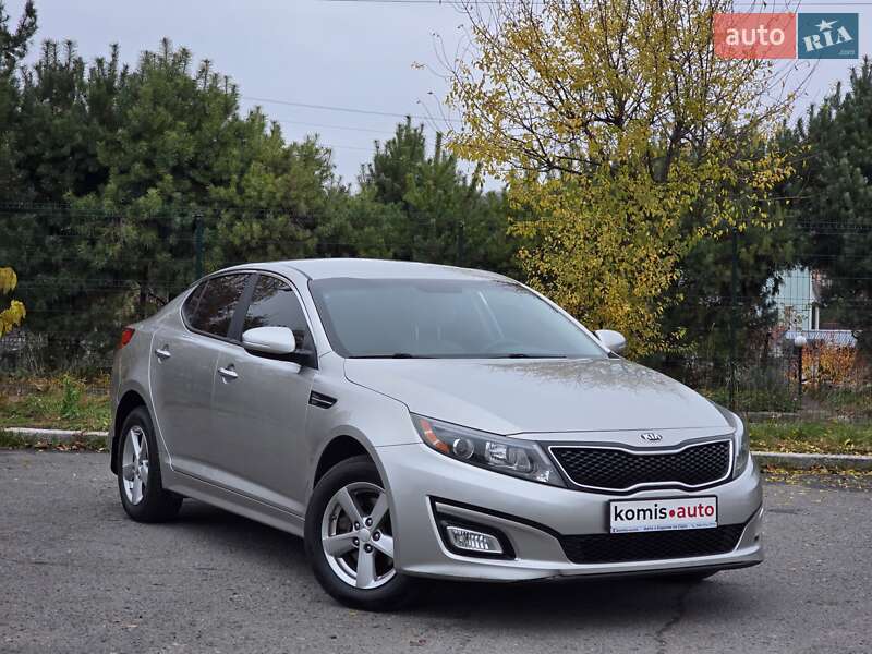 Седан Kia Optima 2014 в Хмельницком