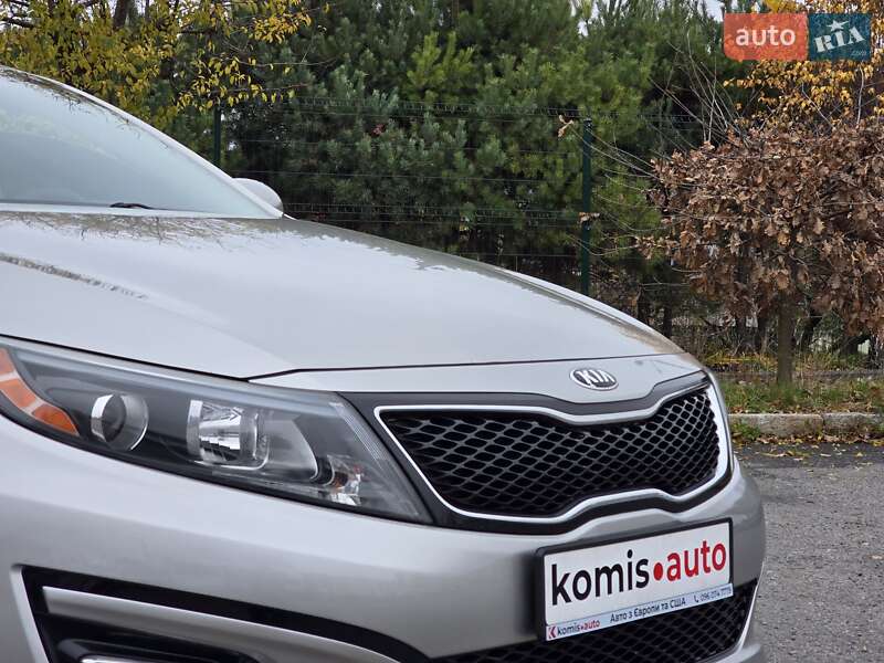 Седан Kia Optima 2014 в Хмельницком