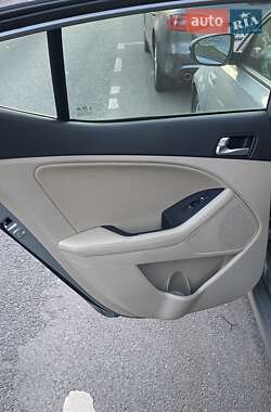 Седан Kia Optima 2014 в Одессе
