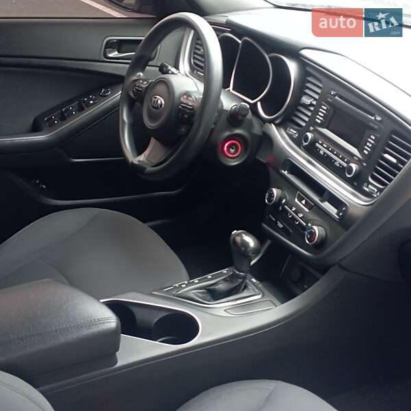 Седан Kia Optima 2015 в Киеве