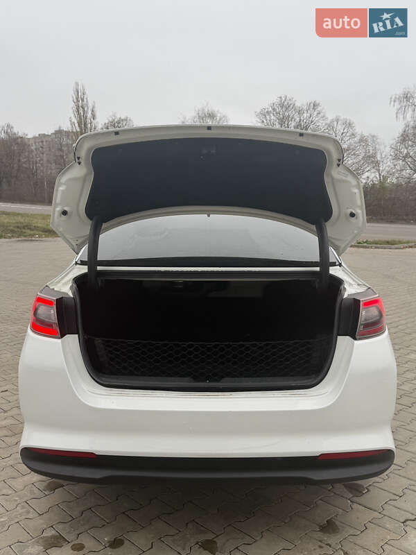 Седан Kia Optima 2014 в Сумах фото 9 Седан Kia Optima 2014 в Сумах