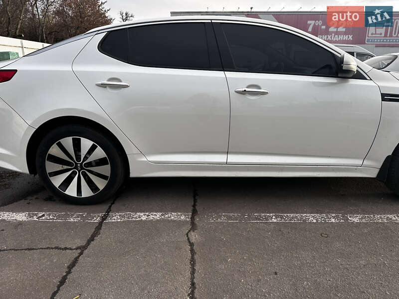 Седан Kia Optima 2011 в Полтаве