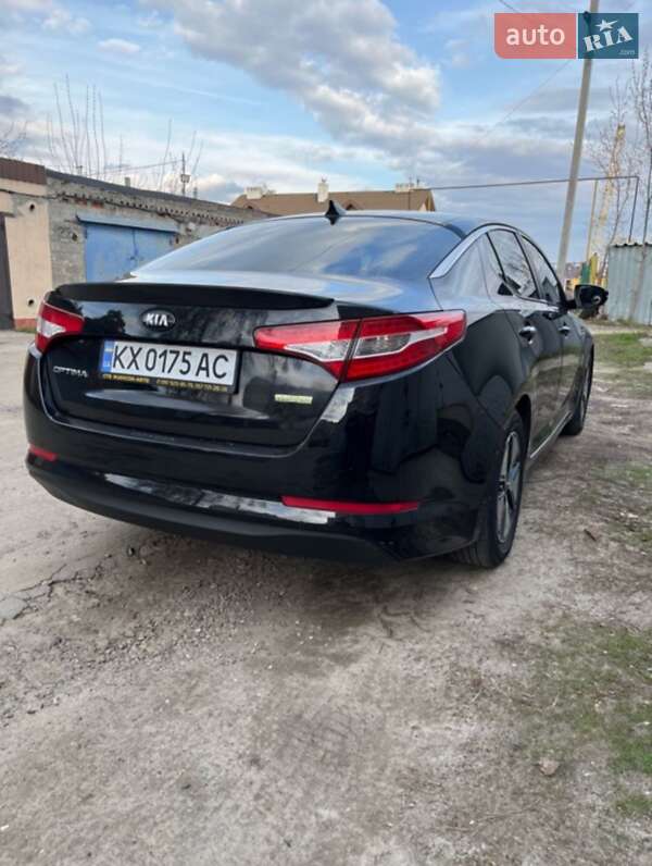 Седан Kia Optima 2012 в Харькове