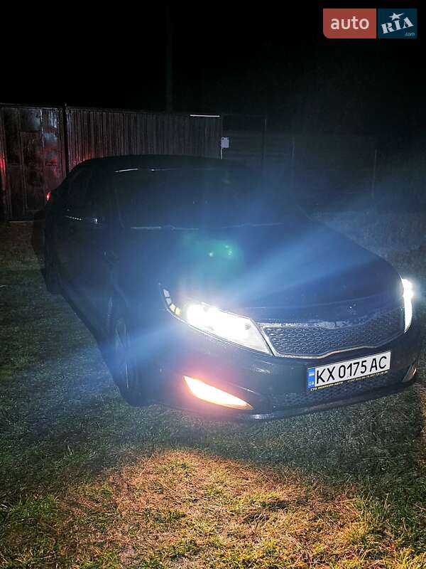 Седан Kia Optima 2012 в Харькове