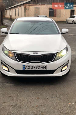 Седан Kia Optima 2015 в Полтаве
