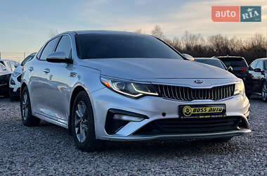 Седан Kia Optima 2020 в Львове