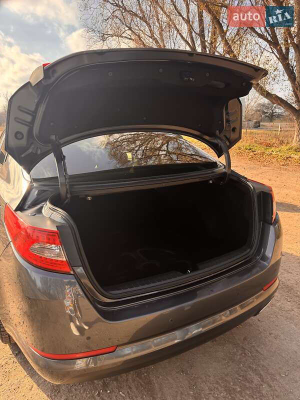 Седан Kia Optima 2012 в Каменском фото 9 Седан Kia Optima 2012 в Каменском