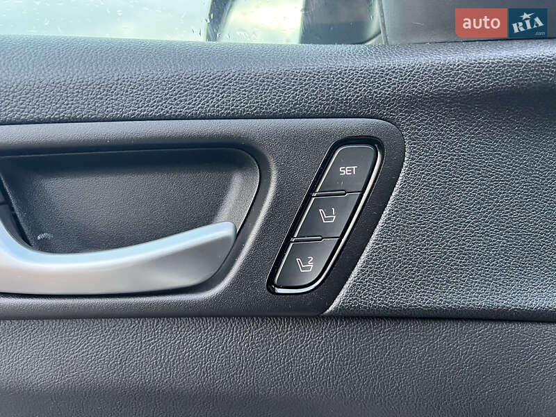 Седан Kia Optima 2017 в Дніпрі