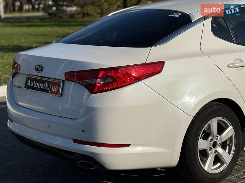 Седан Kia Optima 2012 в Одессе