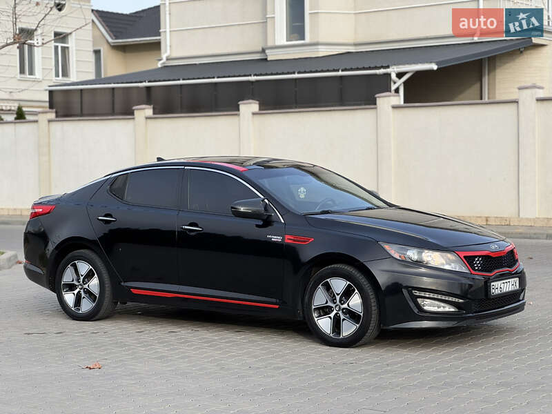 Седан Kia Optima 2013 в Одессе
