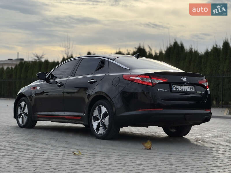 Седан Kia Optima 2013 в Одессе