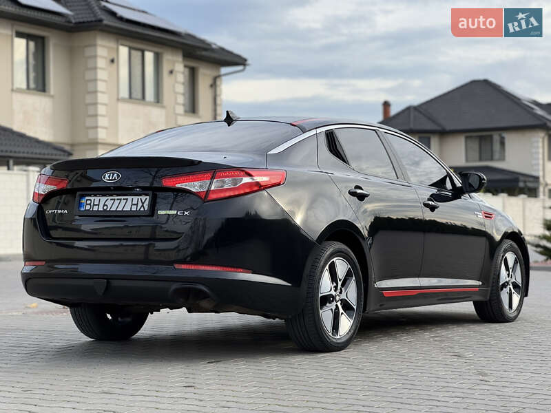 Седан Kia Optima 2013 в Одессе