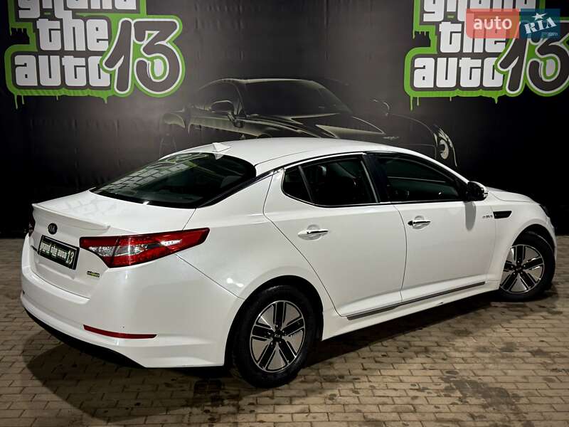 Седан Kia Optima 2013 в Одессе