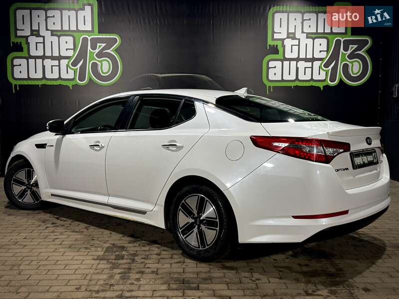 Седан Kia Optima 2013 в Одессе