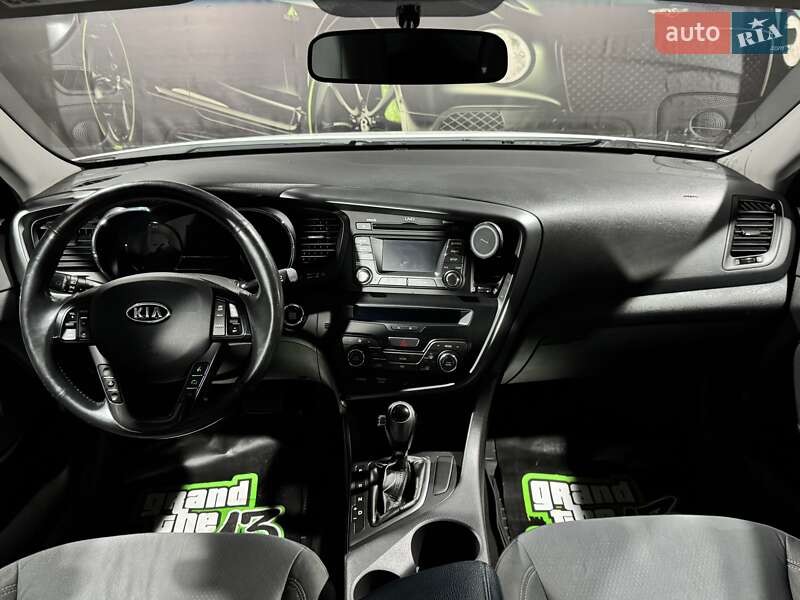 Седан Kia Optima 2013 в Одессе