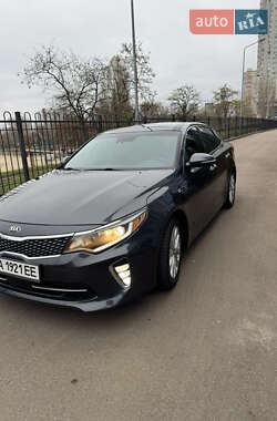 Седан Kia Optima 2017 в Києві