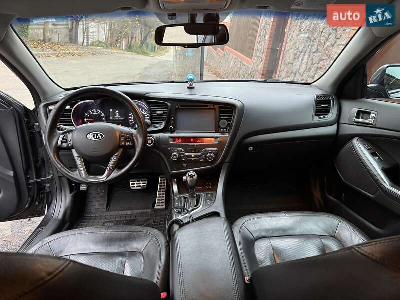 Седан Kia Optima 2012 в Києві