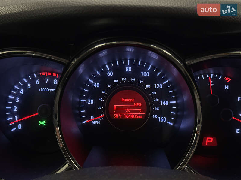 Седан Kia Optima 2011 в Николаеве