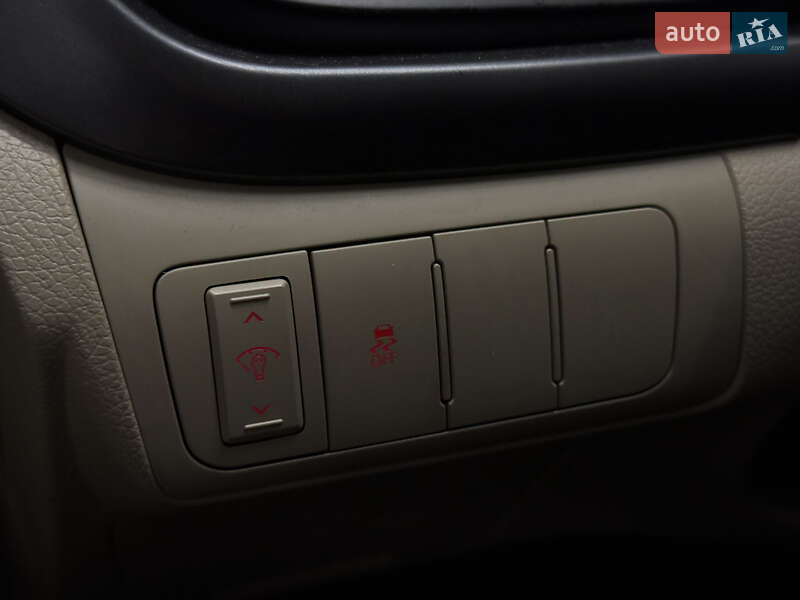 Седан Kia Optima 2011 в Николаеве