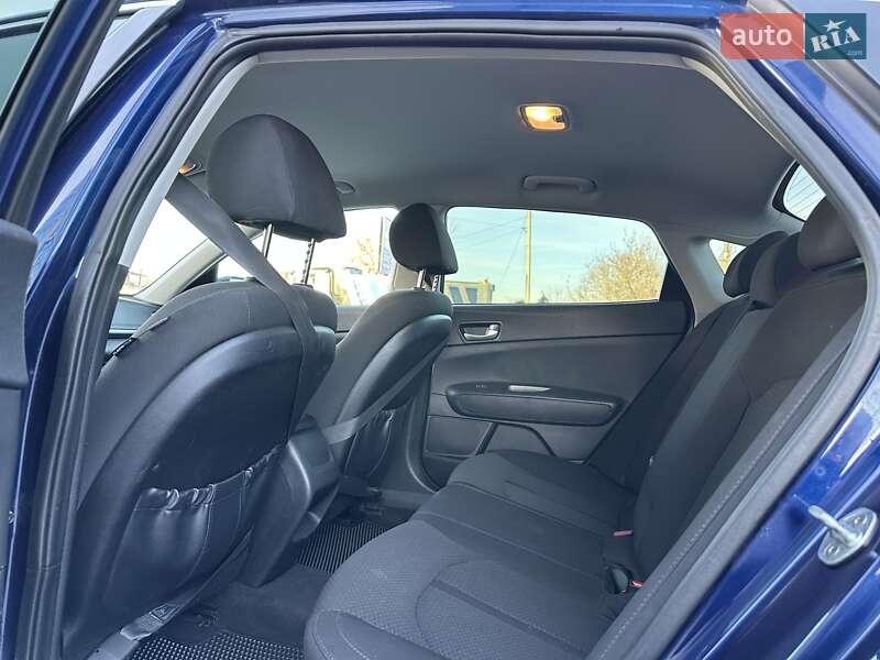 Седан Kia Optima 2016 в Ивано-Франковске фото 47 Седан Kia Optima 2016 в Ивано-Франковске