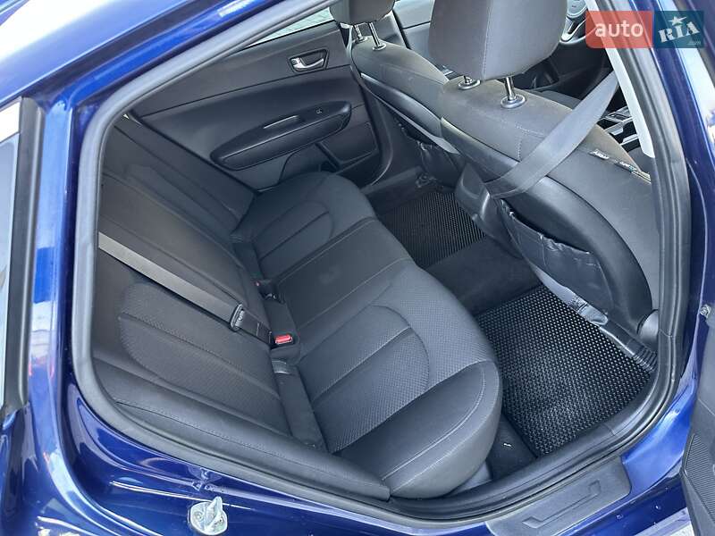 Седан Kia Optima 2016 в Ивано-Франковске фото 56 Седан Kia Optima 2016 в Ивано-Франковске