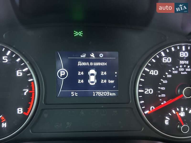 Седан Kia Optima 2016 в Ивано-Франковске фото 65 Седан Kia Optima 2016 в Ивано-Франковске