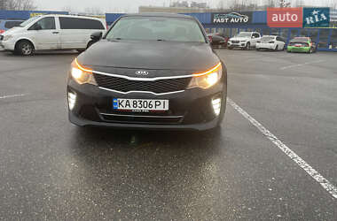 Седан Kia Optima 2017 в Києві