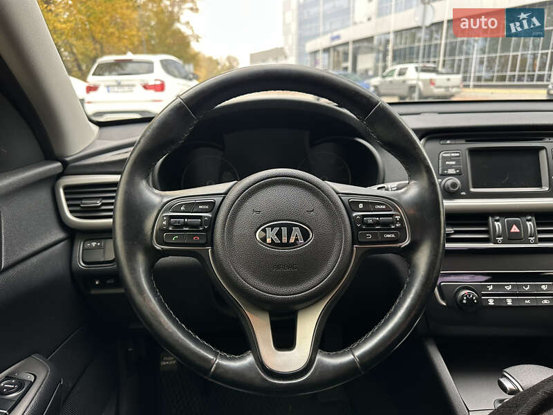 Седан Kia Optima 2016 в Киеве фото 28 Седан Kia Optima 2016 в Киеве