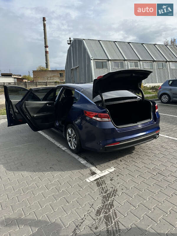Седан Kia Optima 2016 в Вінниці