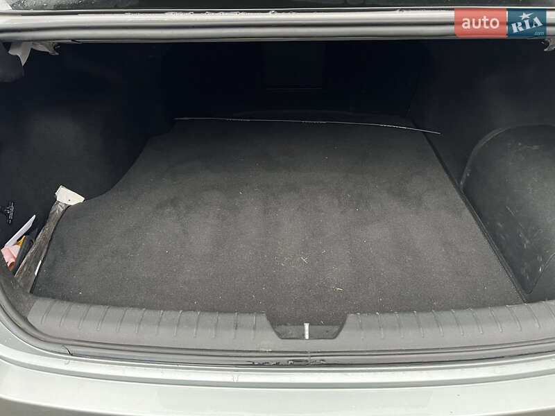 Седан Kia Optima 2016 в Києві