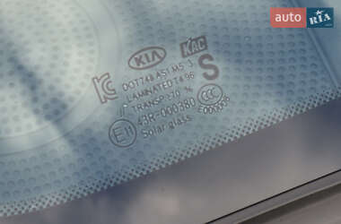 Седан Kia Optima 2013 в Одессе