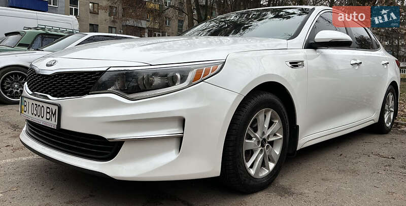 Седан Kia Optima 2016 в Полтаве