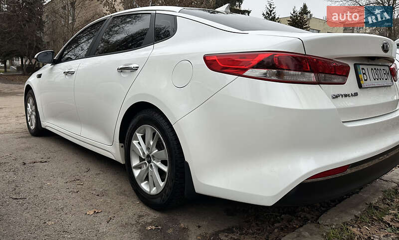 Седан Kia Optima 2016 в Полтаве