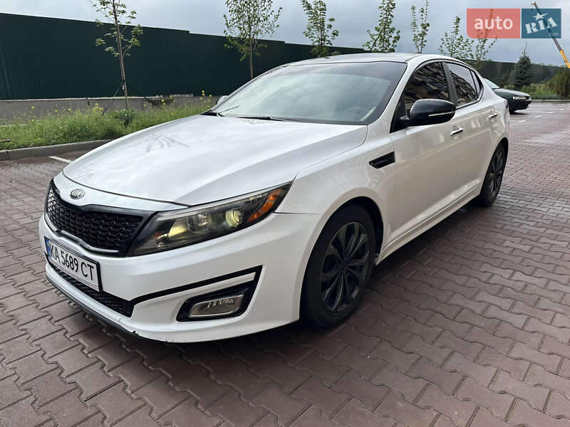 Седан Kia Optima 2013 в Киеве