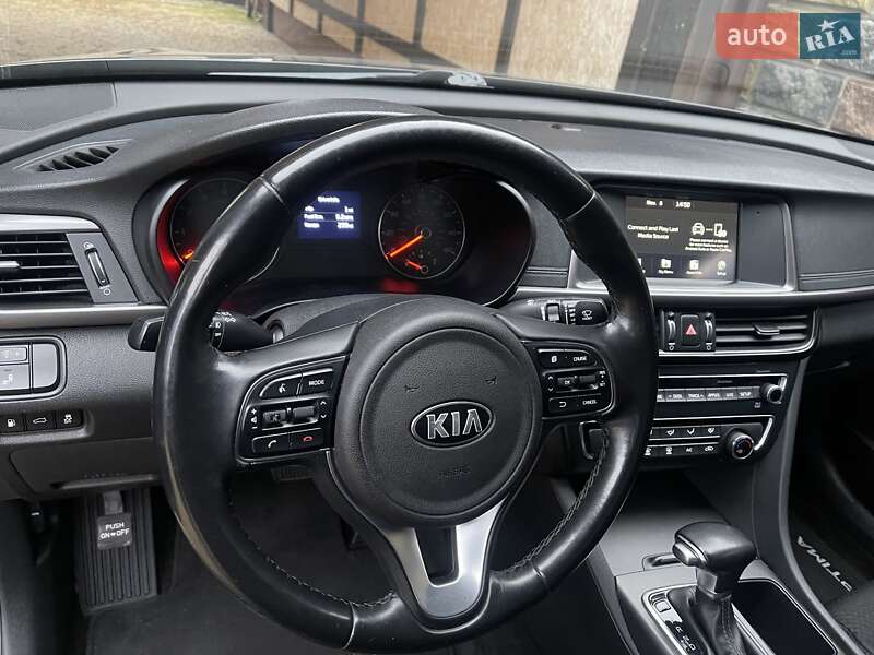 Седан Kia Optima 2018 в Києві