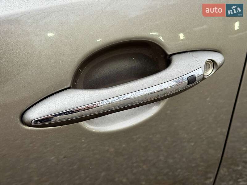 Седан Kia Optima 2012 в Харькове