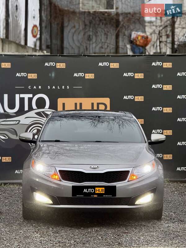Седан Kia Optima 2012 в Харькове