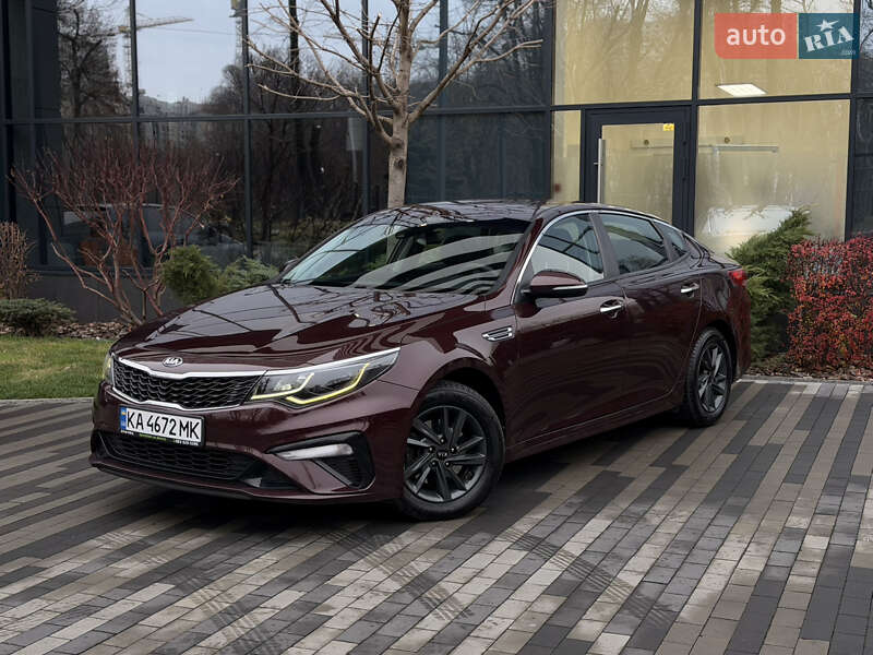 Седан Kia Optima 2020 в Киеве