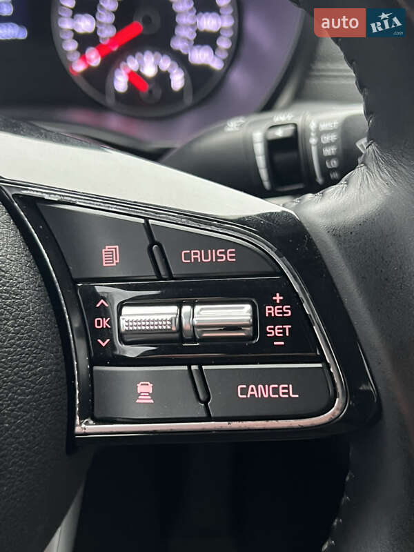 Седан Kia Optima 2018 в Одессе