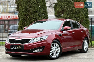 Седан Kia Optima 2013 в Одессе
