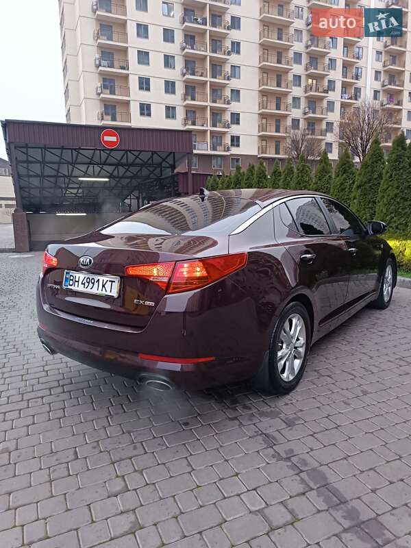 Седан Kia Optima 2012 в Одессе
