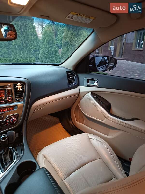 Седан Kia Optima 2012 в Одессе