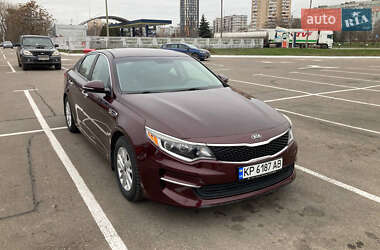 Седан Kia Optima 2018 в Запорожье