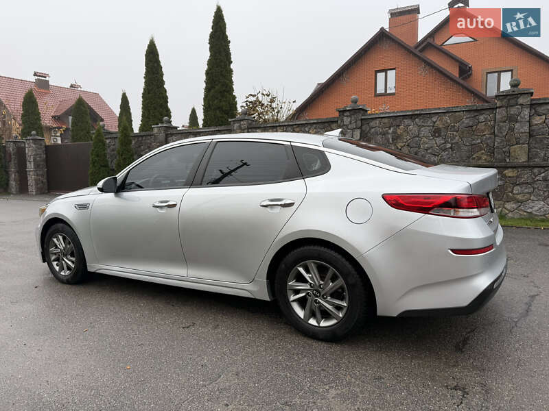Седан Kia Optima 2018 в Виннице