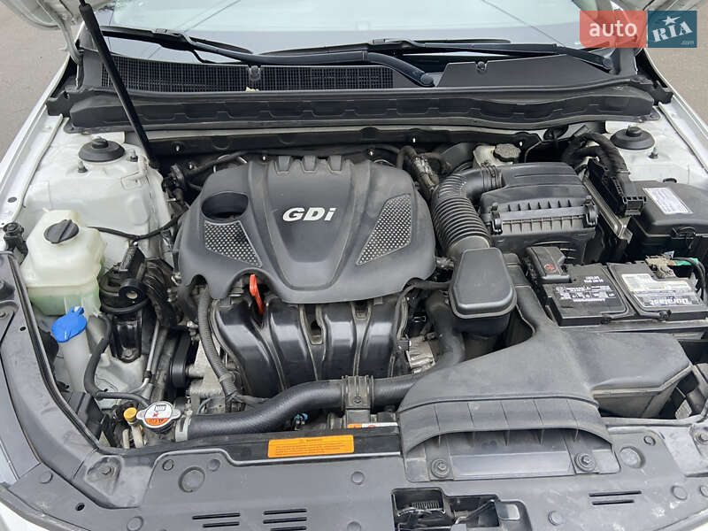 Седан Kia Optima 2015 в Києві