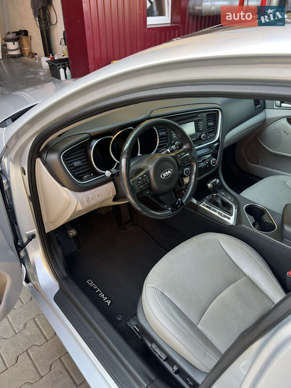 Седан Kia Optima 2014 в Гощі фото 32 Седан Kia Optima 2014 в Гощі