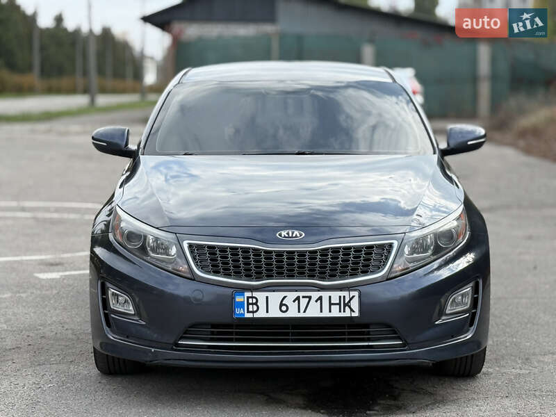 Седан Kia Optima 2015 в Кременчуге