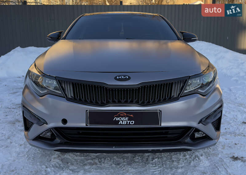 Седан Kia Optima 2017 в Ивано-Франковске